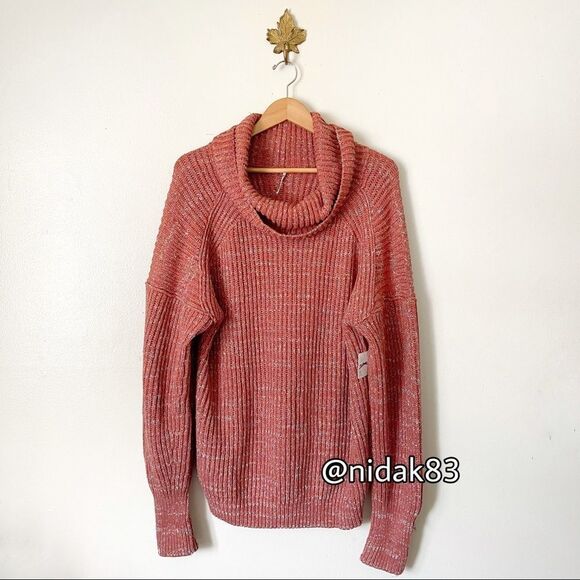 Free People Leo Tunic Sweater ribbed oversized NWT Medium - Picture 2 of 8